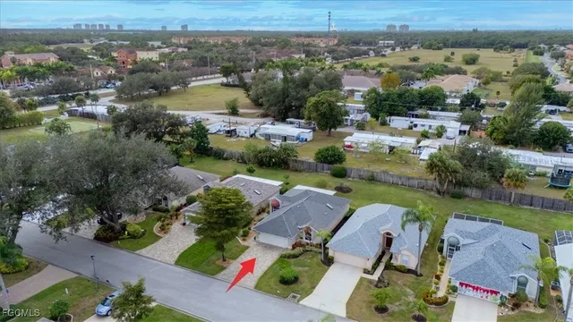 $389,900 | 21150 Butchers Holler, Estero, FL 33928