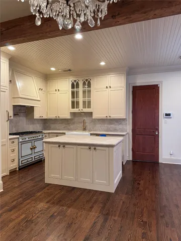 $5,100 | 5124 Chevy Chase Drive, Houston, TX 77056