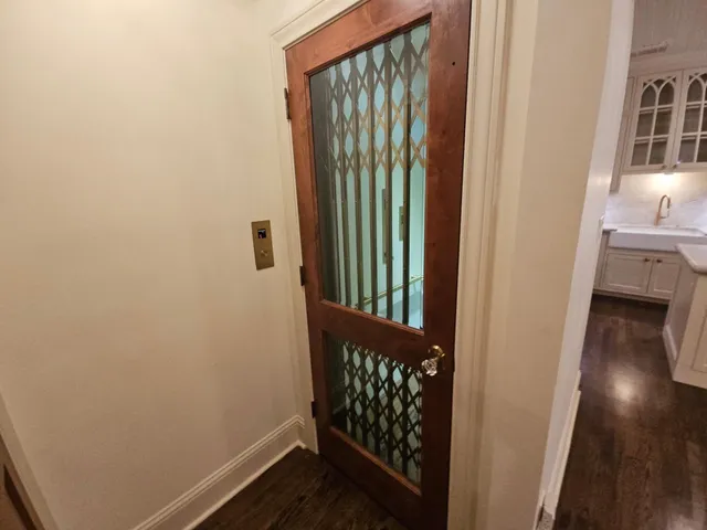 $5,100 | 5124 Chevy Chase Drive, Houston, TX 77056