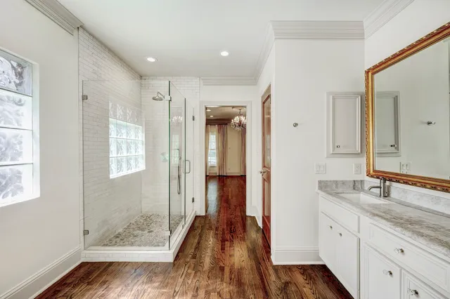 $5,100 | 5124 Chevy Chase Drive, Houston, TX 77056