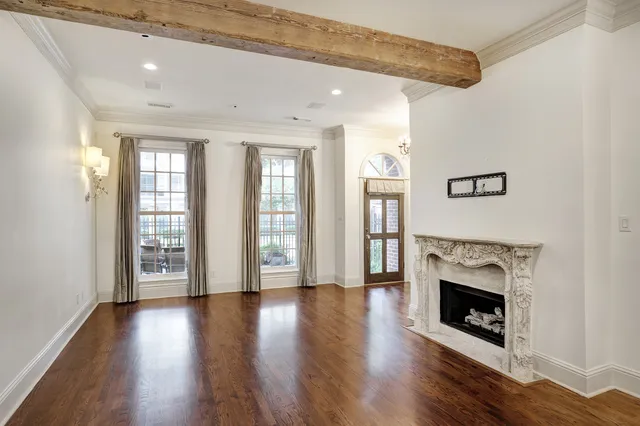 $5,100 | 5124 Chevy Chase Drive, Houston, TX 77056