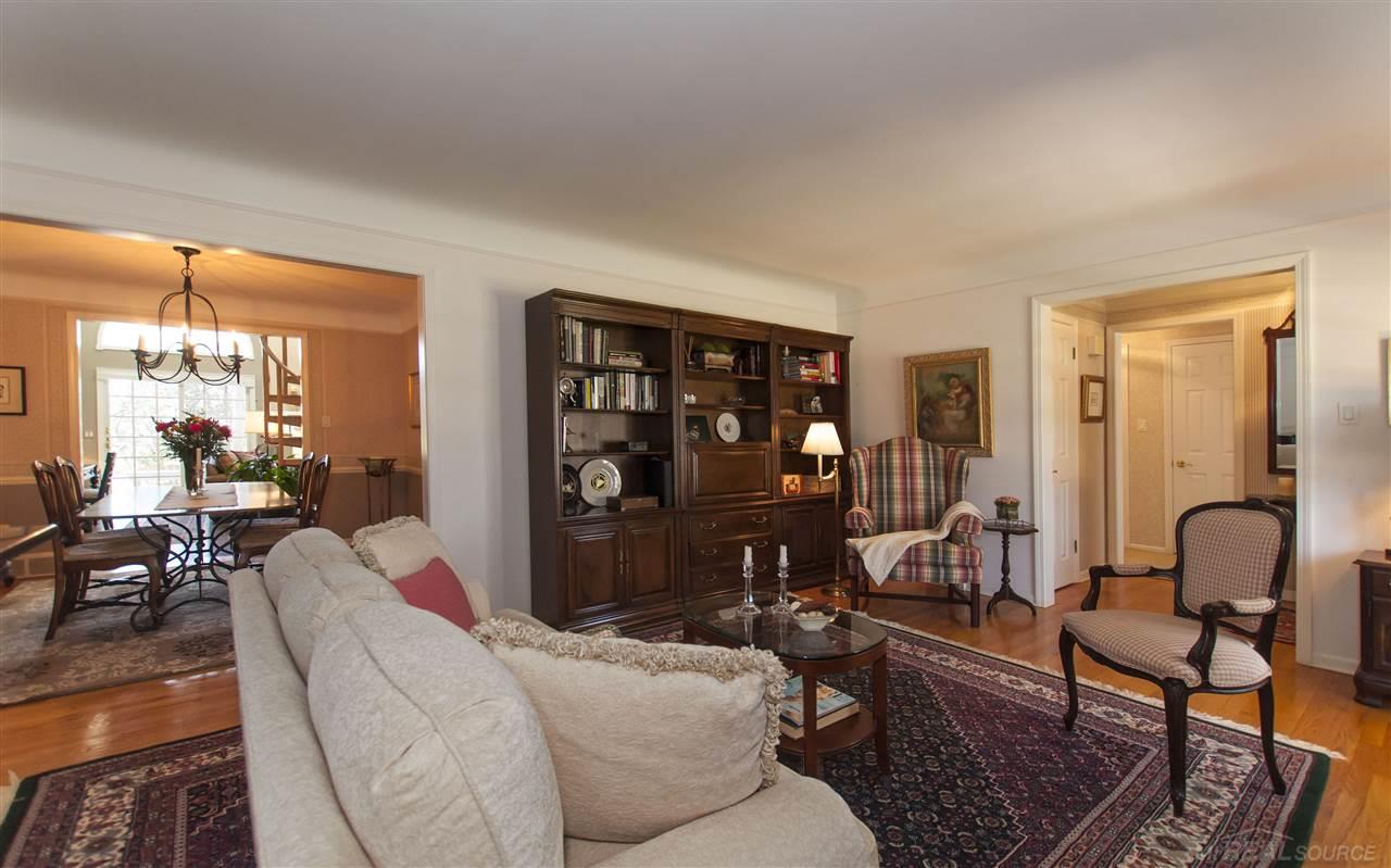 483 Shoreham Road Grosse Pointe Woods, MI 48236 - Photo 7 of 44