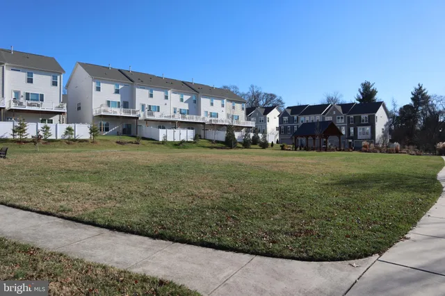 $3,300 | 585 Cross Chase Drive, Millersville, MD 21108