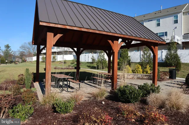 $3,300 | 585 Cross Chase Drive, Millersville, MD 21108