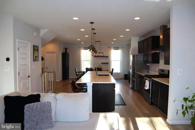 $3,300 | 585 Cross Chase Drive, Millersville, MD 21108