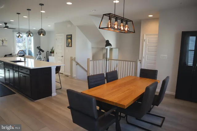 $3,300 | 585 Cross Chase Drive, Millersville, MD 21108