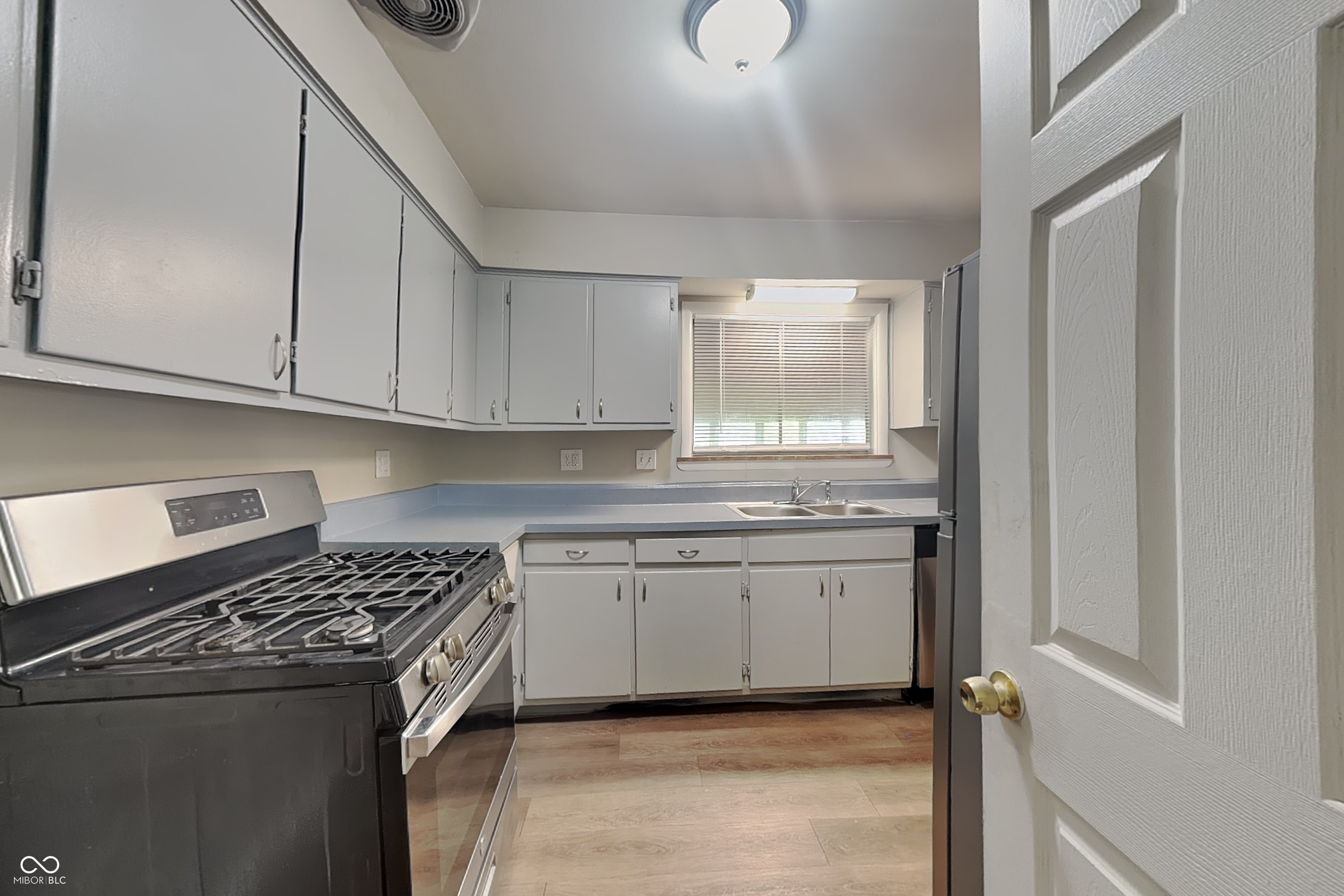5007 Radnor Road Indianapolis, IN 46226 - Photo 5 of 20 Gallery Image 5