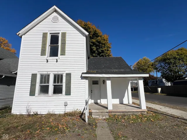 $1,050 | 231 East South C Street, Gas City, IN 46933