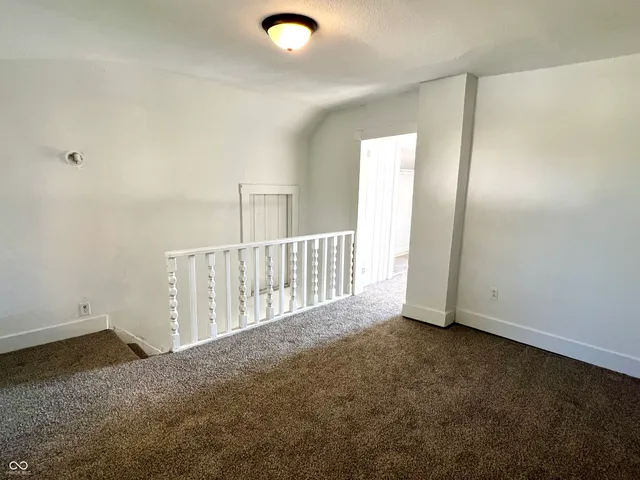 $1,050 | 231 East South C Street, Gas City, IN 46933