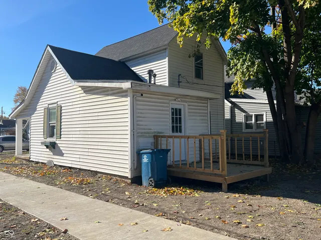 $1,050 | 231 East South C Street, Gas City, IN 46933