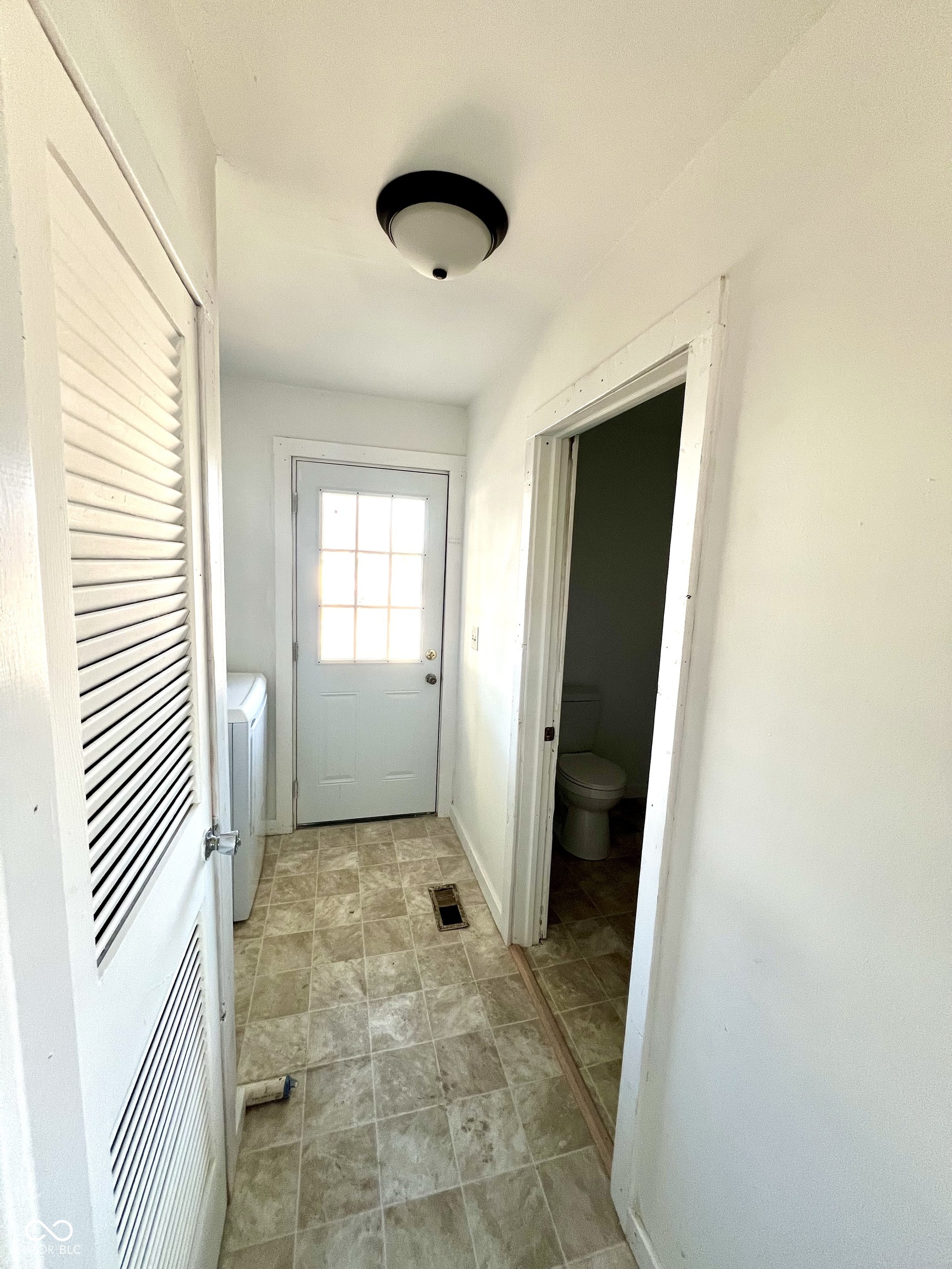 231 East South C Street Gas City, IN 46933 - Photo 8 of 22