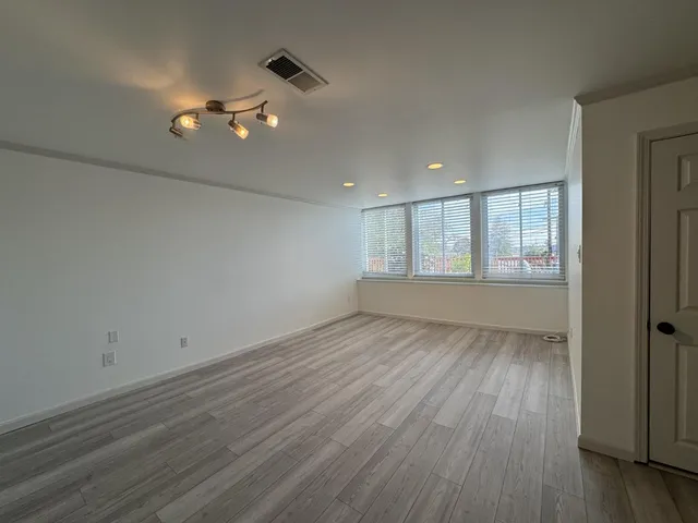 $6,500 | 3534 Jefferson Avenue, Redwood City, CA 94062