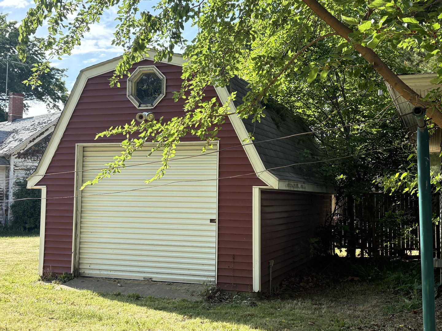 403 West 3rd Street Prophetstown, IL 61277 - Photo 6 of 34