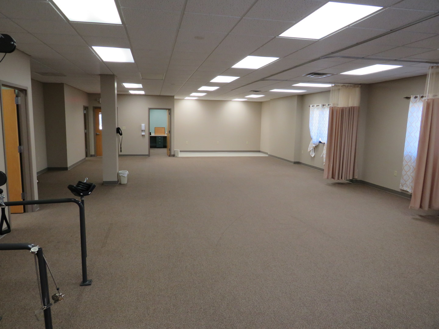 501 Oakley Avenue Streator, IL 61364 - Photo 16 of 40 a view of a room with gym equipment