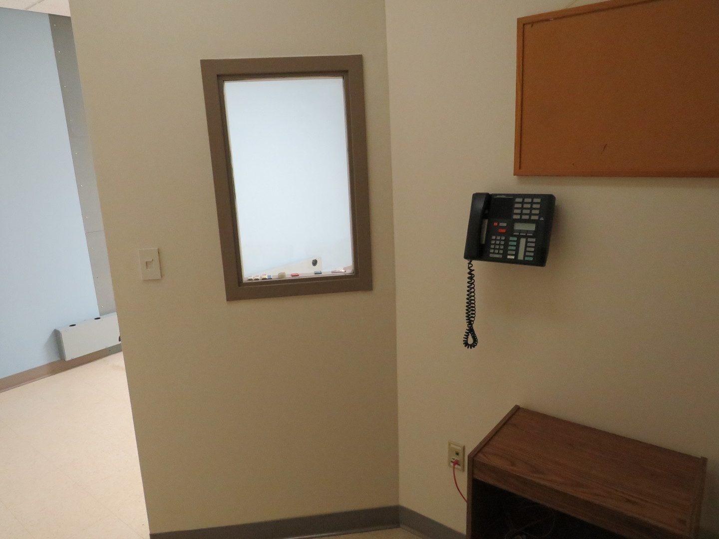 501 Oakley Avenue Streator, IL 61364 - Photo 35 of 40 a bathroom with a sink and a mirror
