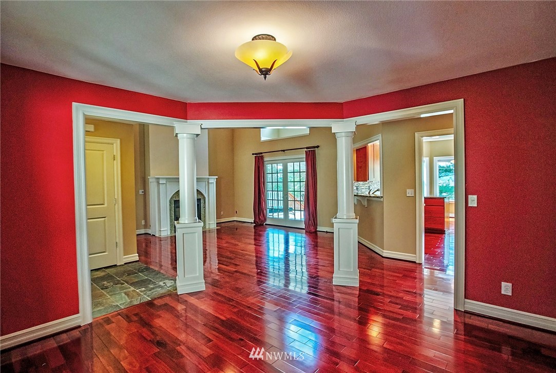 2219 Northeast Riddell Road Bremerton, WA 98310 - Photo 11 of 25 Gallery Image 11