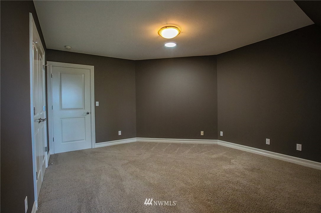 2219 Northeast Riddell Road Bremerton, WA 98310 - Photo 22 of 25 Gallery Image 22