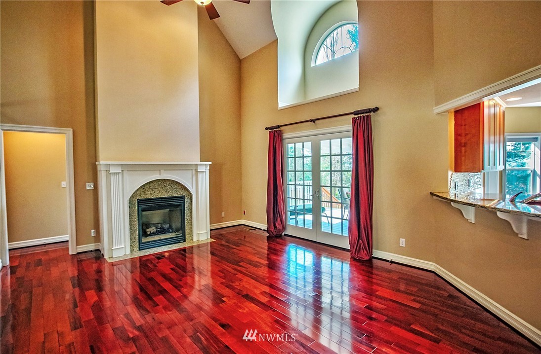 2219 Northeast Riddell Road Bremerton, WA 98310 - Photo 9 of 25 Gallery Image 9