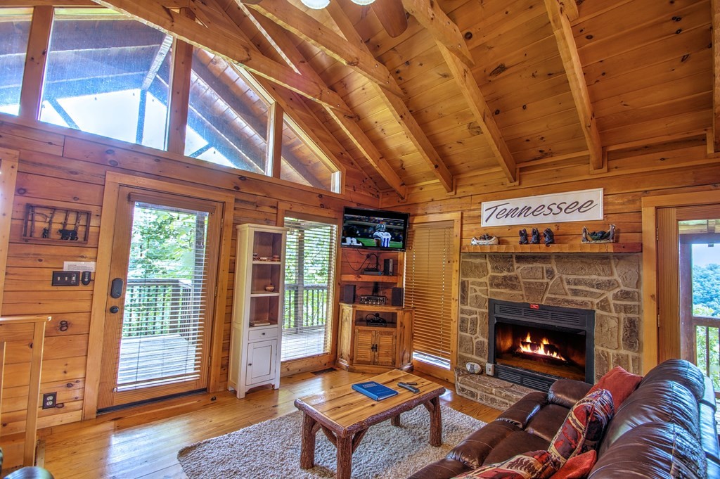 2080 Bluff Mountain Road, Unit KNOTTYNEST Sevierville, TN 37876 - Photo 5 of 25 Gallery Image 5