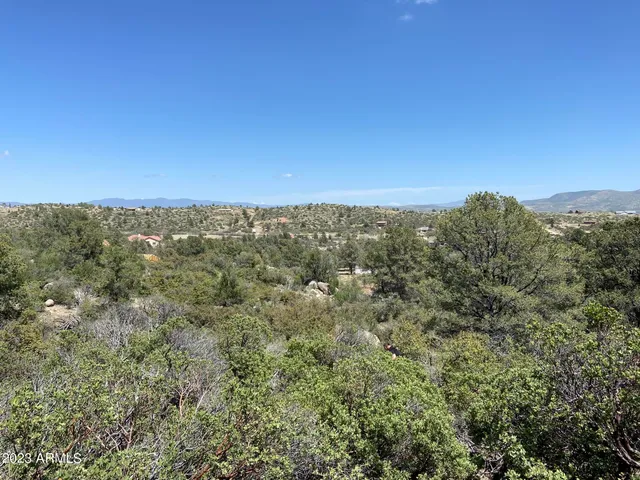 $129,500 | 17926 Pinon Lane, Unit M5, Peeples Valley, AZ 86332