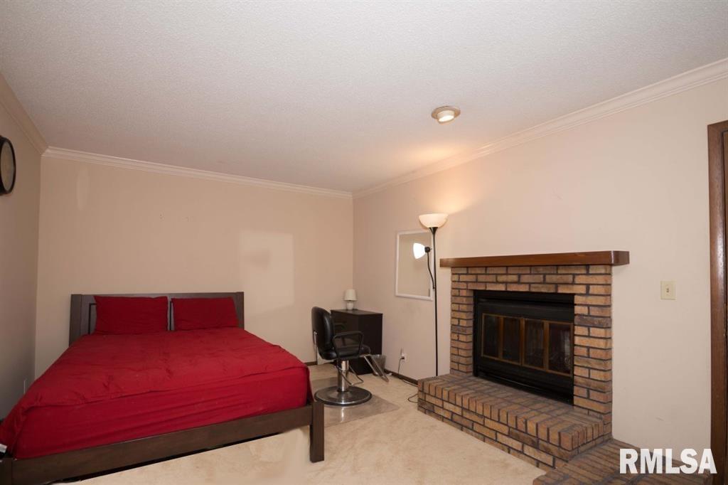 3105 Parkwild Drive Bettendorf, IA 52722 - Photo 8 of 9