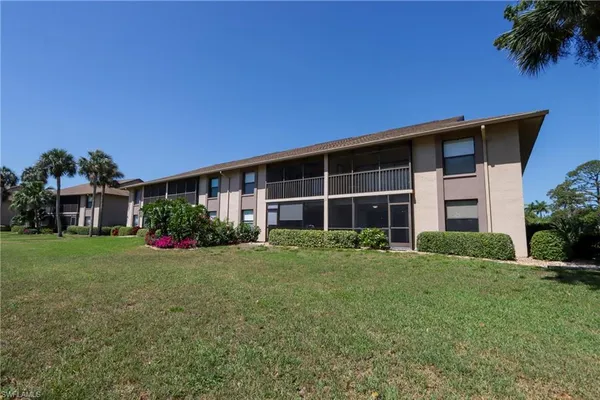 $5,500 | 505 Lake Louise Circle, Unit 101, Naples, FL 34110