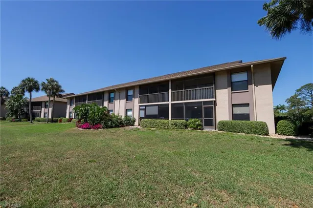 $5,500 | 505 Lake Louise Circle, Unit 101, Naples, FL 34110