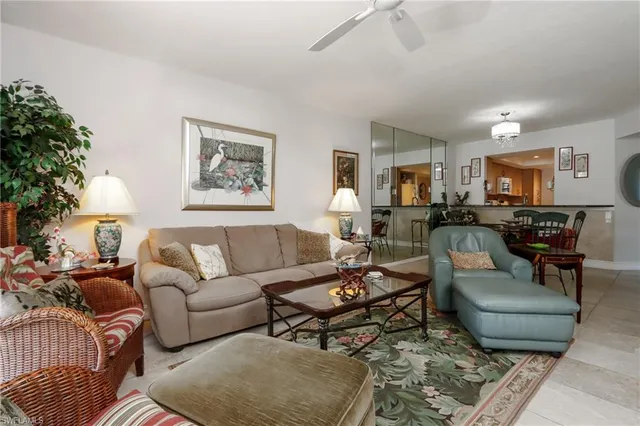 $5,500 | 505 Lake Louise Circle, Unit 101, Naples, FL 34110