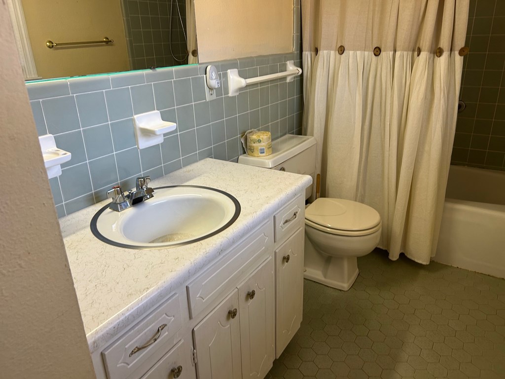 108 Oxford Road Greenwood, SC 29649 - Photo 22 of 37 Gallery Image 22
