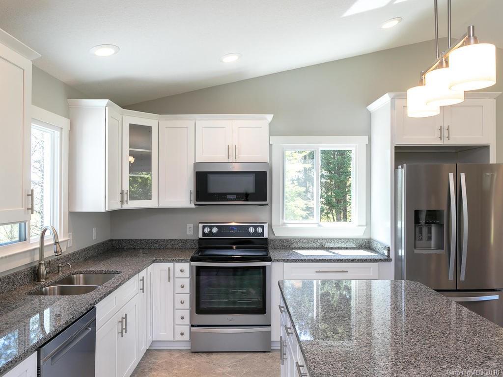 23 Gibbs Road Leicester, NC 28748 - Photo 11 of 30 Gallery Image 11