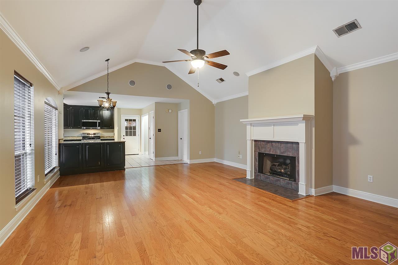 10219 Springwind Court Baton Rouge, LA 70810 - Photo 3 of 14