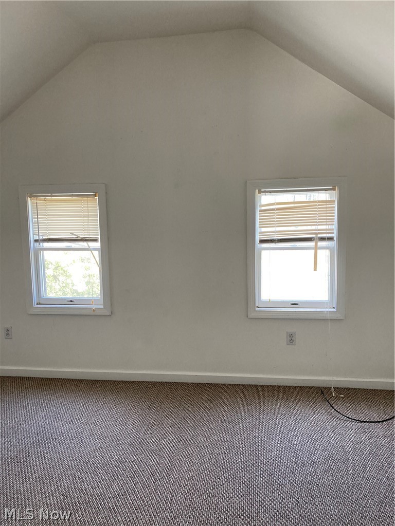 511 Collar Price Road Brookfield, OH 44403 - Photo 7 of 18 Bedroom 1