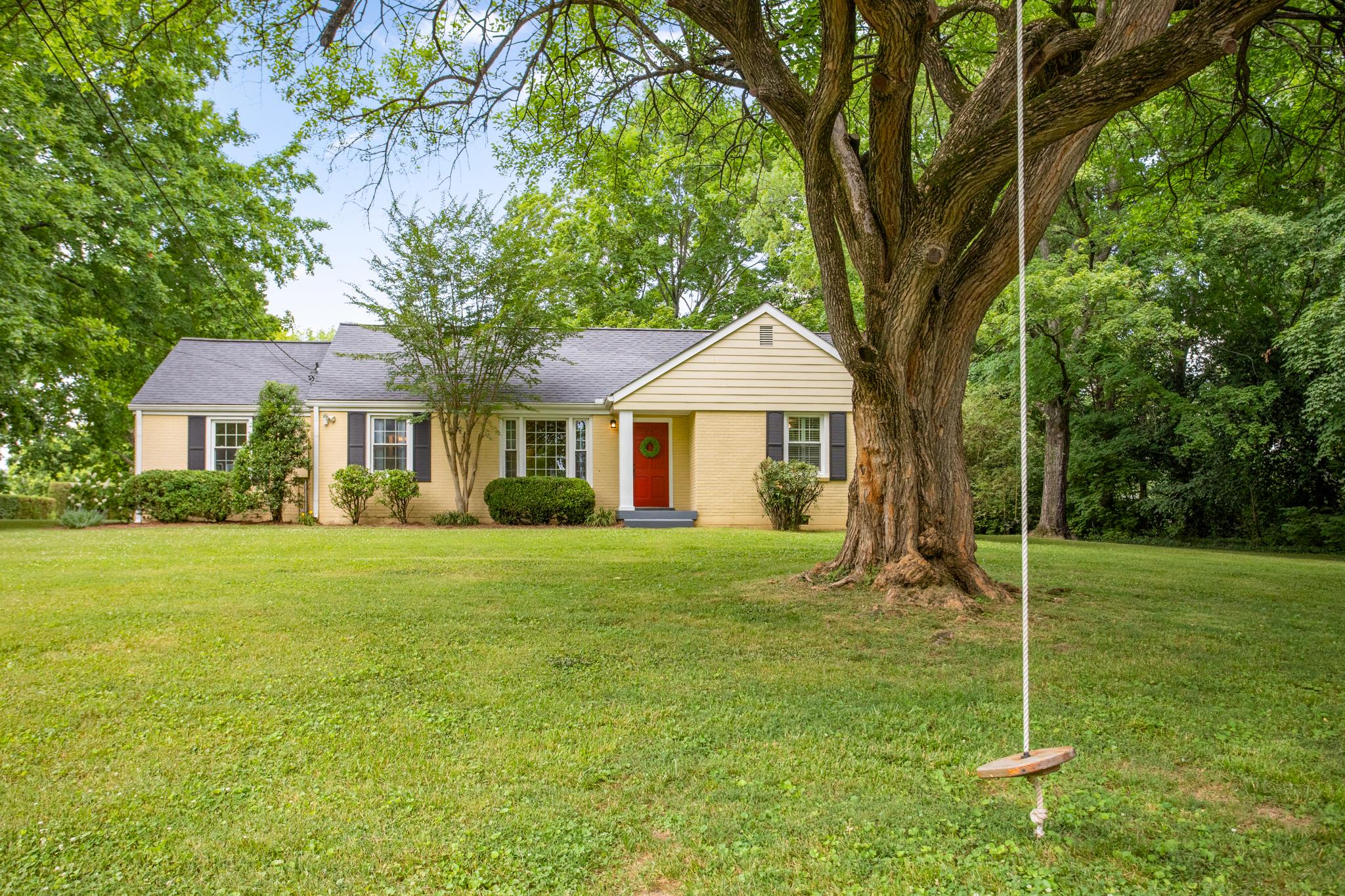 608 Crieve Road Nashville, TN 37220 - Photo 2 of 23 Large corner lot in prime location in Crieve Hall