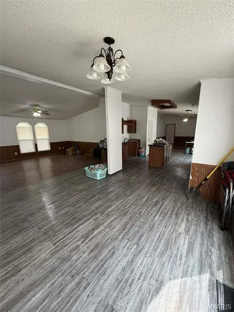 $169,900 | 31 Country Cove, Benton, MO 63736