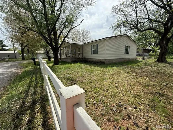 $169,900 | 31 Country Cove, Benton, MO 63736