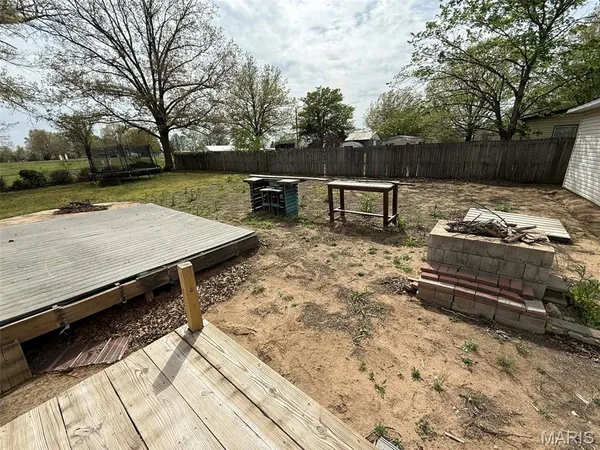 $169,900 | 31 Country Cove, Benton, MO 63736