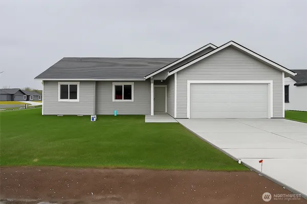$349,065 | 223 Poplar Street Northeast, Royal City, WA 99357