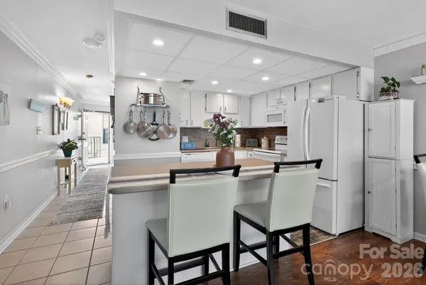$295,500 | 1210 North Waccamaw Drive, Unit 1105, Murrells Inlet, SC 29576