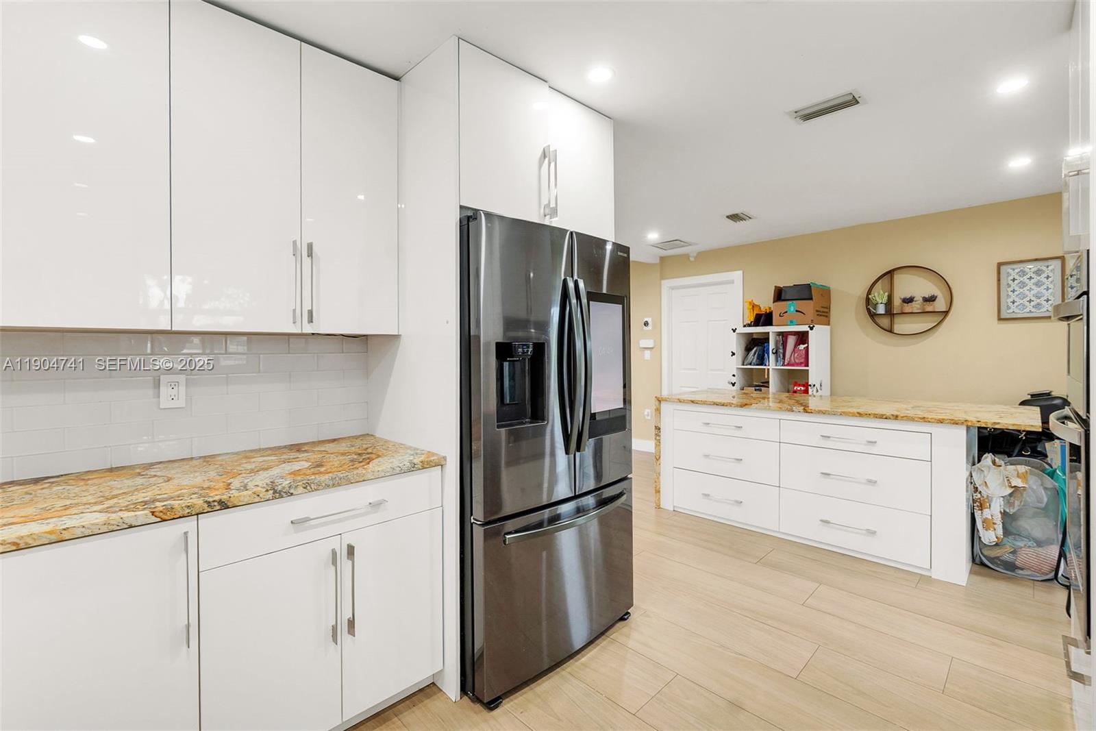 18916 Red Coral Way Boca Raton, FL 33498 - Photo 14 of 30 Gallery Image 14