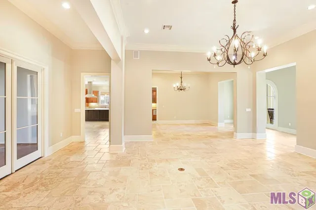 $970,000 | 15009 Via Horti Court, Baton Rouge, LA 70810