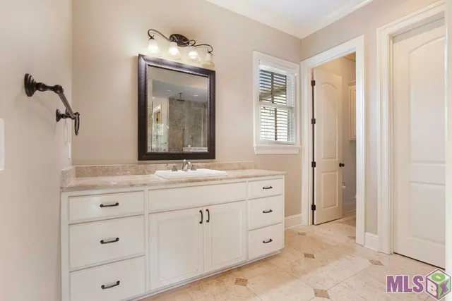 $970,000 | 15009 Via Horti Court, Baton Rouge, LA 70810