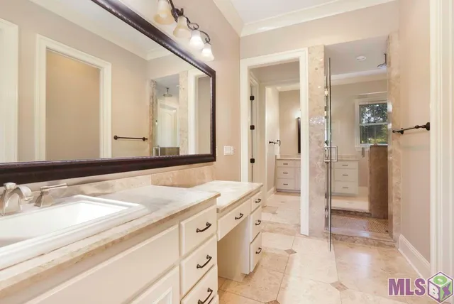 $970,000 | 15009 Via Horti Court, Baton Rouge, LA 70810