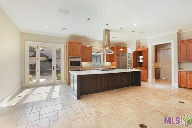 $970,000 | 15009 Via Horti Court, Baton Rouge, LA 70810