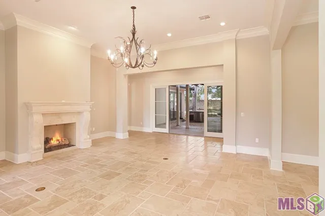 $970,000 | 15009 Via Horti Court, Baton Rouge, LA 70810