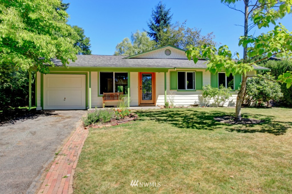 809 216th Street Southwest Bothell, WA 98021 - Photo 1 of 17