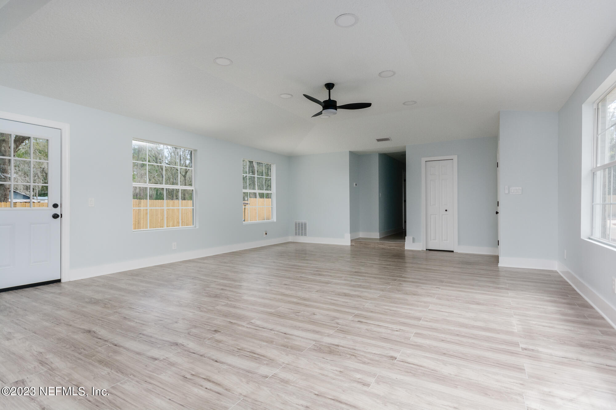 8655 New Kings Road Jacksonville, FL 32219 - Photo 5 of 19 A2127-DSC_4716