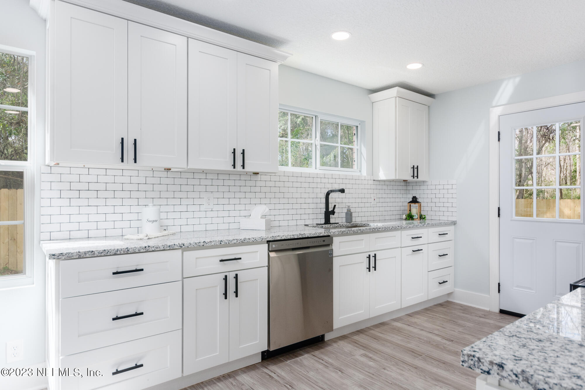 8655 New Kings Road Jacksonville, FL 32219 - Photo 7 of 19 A2127-DSC_4737