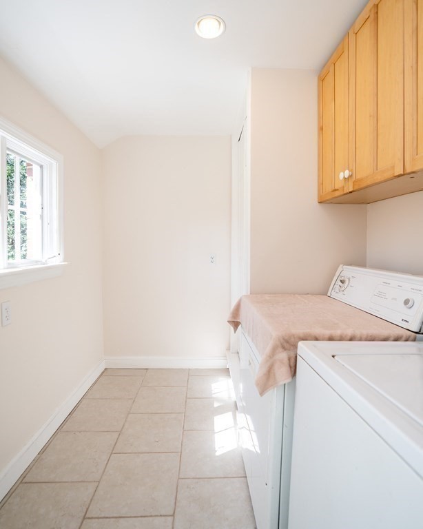 134 Normandy Road Longmeadow, MA 01106 - Photo 17 of 41 Gallery Image 17