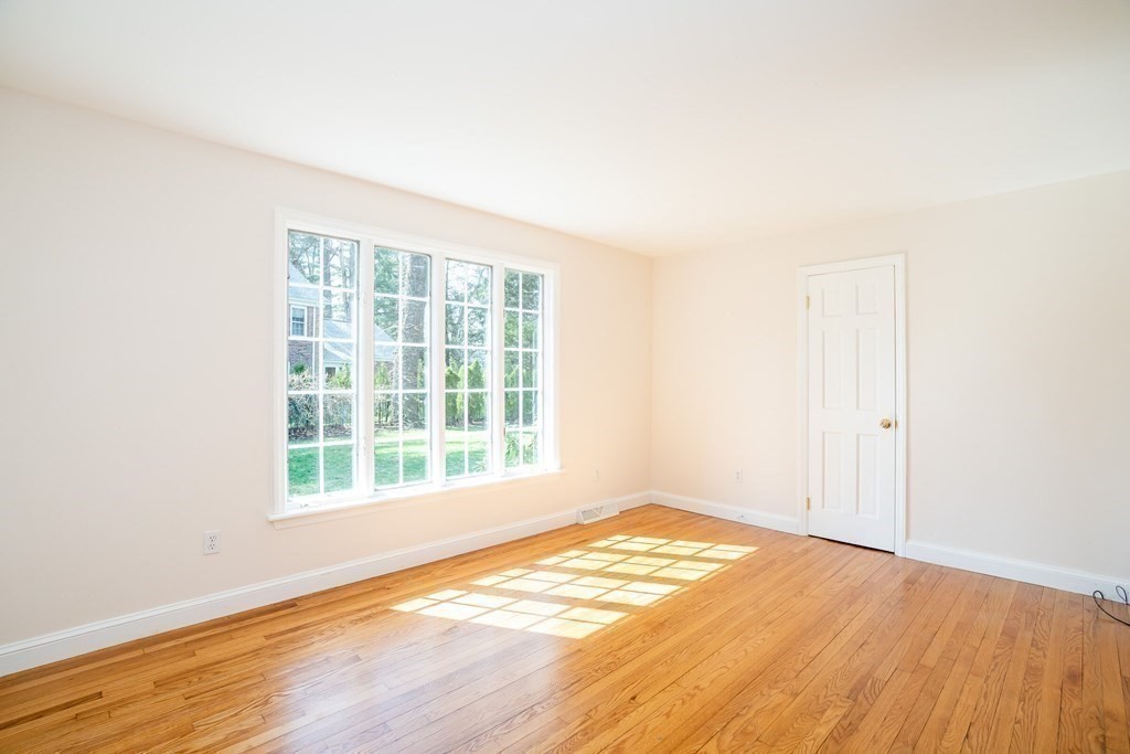 134 Normandy Road Longmeadow, MA 01106 - Photo 28 of 41 Gallery Image 28
