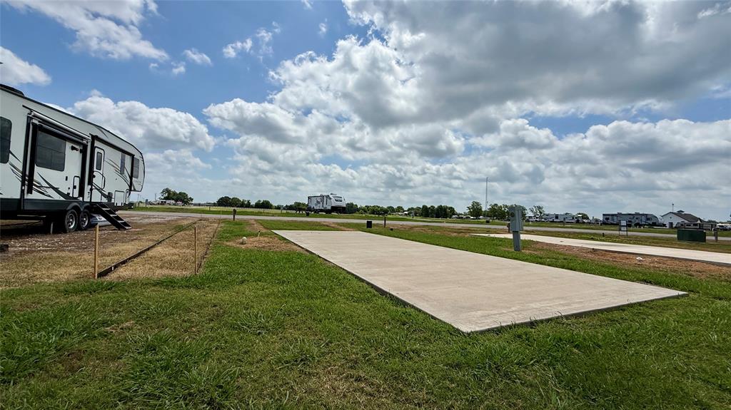 5136 Peninsula Road Kerens, TX 75144 - Photo 10 of 40 Concrete pad positioned for lakefront enjoyment.